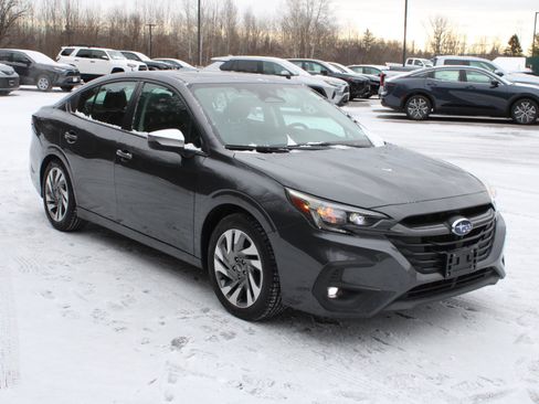 Used 2023 Subaru Legacy Touring XT image 3