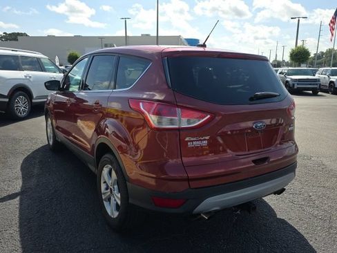 Used 2015 Ford Escape SE FWD image 3