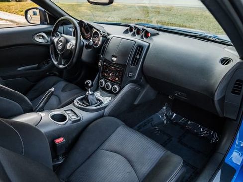 Used 2012 Nissan 370Z Coupe image 19