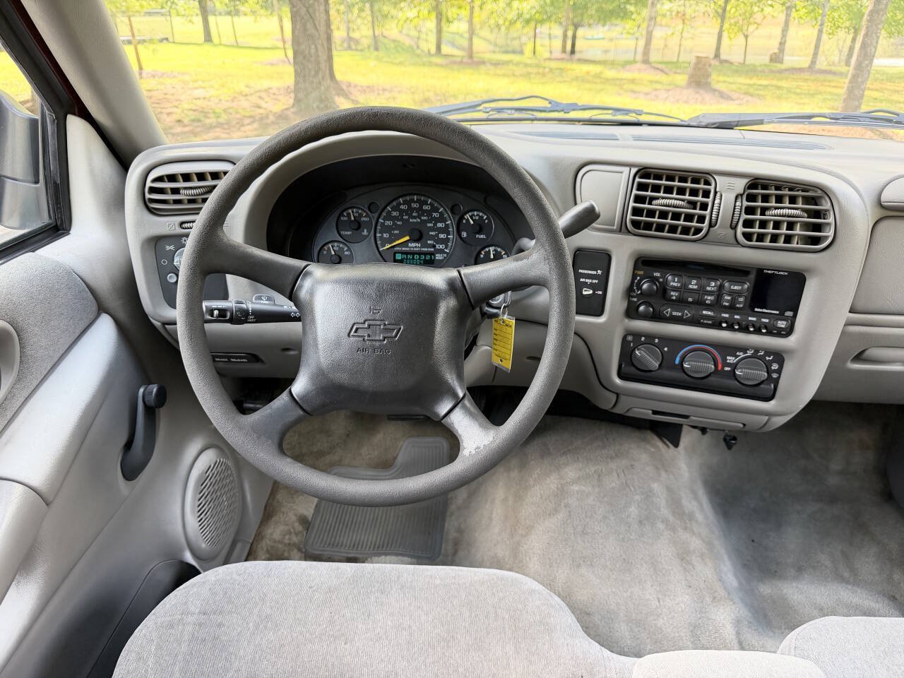 Used 2000 Chevrolet S10 Pickup LS w/ Preferred Equipment Group RWD image 15