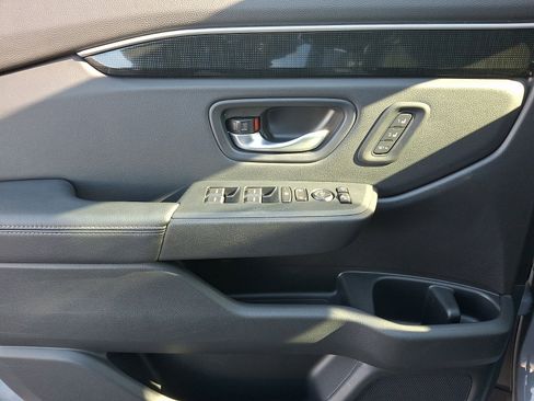 Certified 2025 Honda Pilot Elite image 11