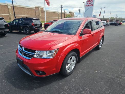 Used 2012 Dodge Journey SXT w/ Popular Equipment Group FWD image 7