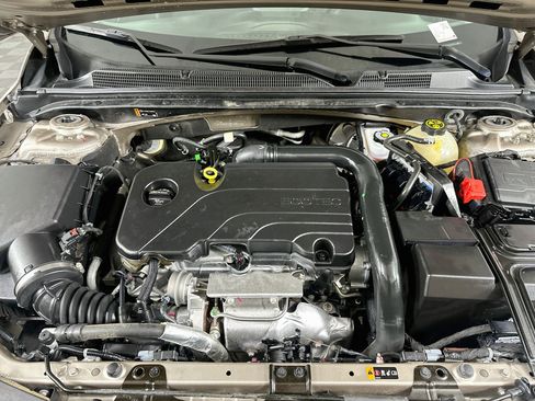 Used 2022 Chevrolet Malibu RS FWD image 31