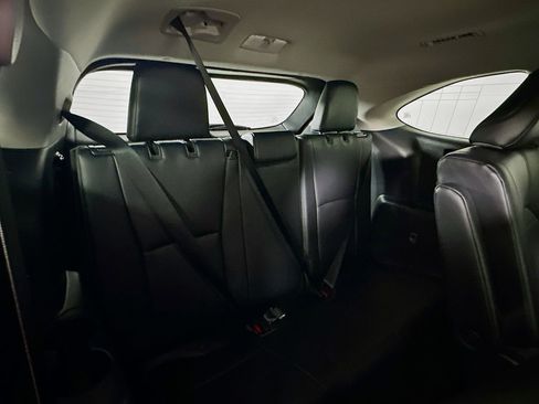 Used 2023 Toyota Highlander XLE image 14