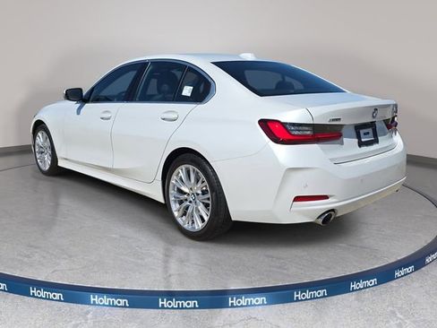 Used 2024 BMW 330i xDrive Sedan w/ Premium Package AWD/4WD image 8