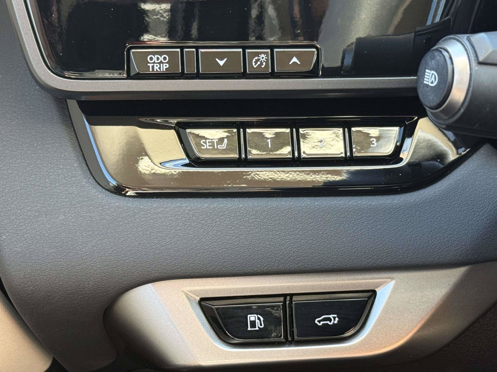 Used 2025 Lexus RX 350 w/ Convenience Package AWD/4WD image 24