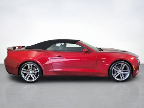 Used 2017 Chevrolet Camaro SS RWD image 2