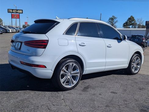 Used 2015 Audi Q3 2.0T Prestige w/ Prestige Package image 5