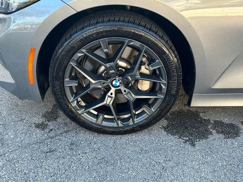 Used 2025 BMW 330i xDrive Sedan AWD/4WD image 28