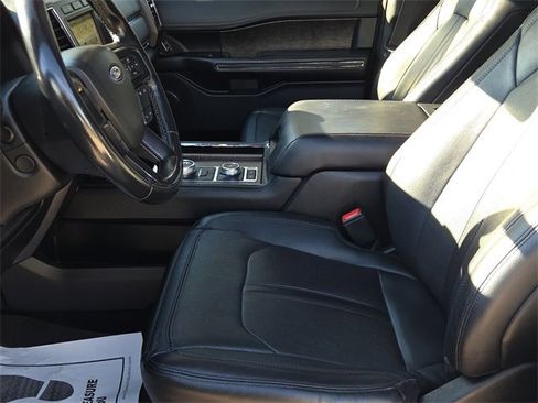 Used 2019 Ford Expedition Limited w/ Equipment Group 302A image 17