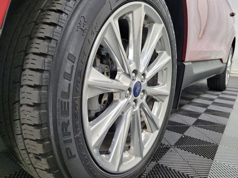 Used 2017 Ford Edge Titanium w/ Equipment Group 301A AWD/4WD image 31