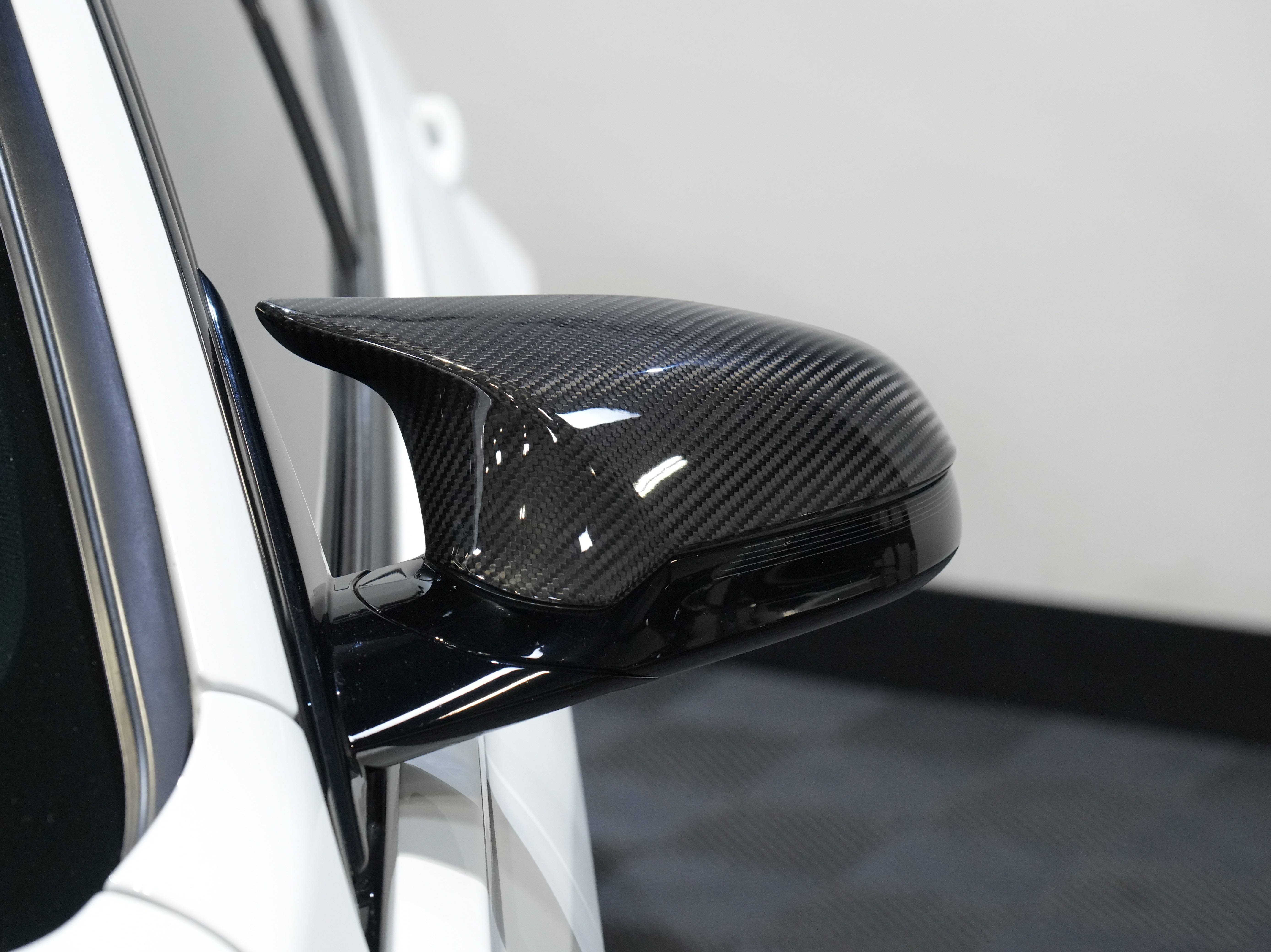 Used 2017 BMW M3 RWD image 11