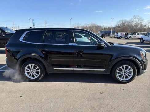 Used 2021 Kia Telluride LX image 32