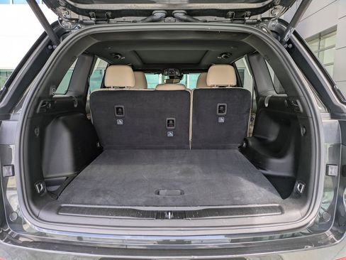 Used 2024 Jeep Grand Cherokee Limited image 14