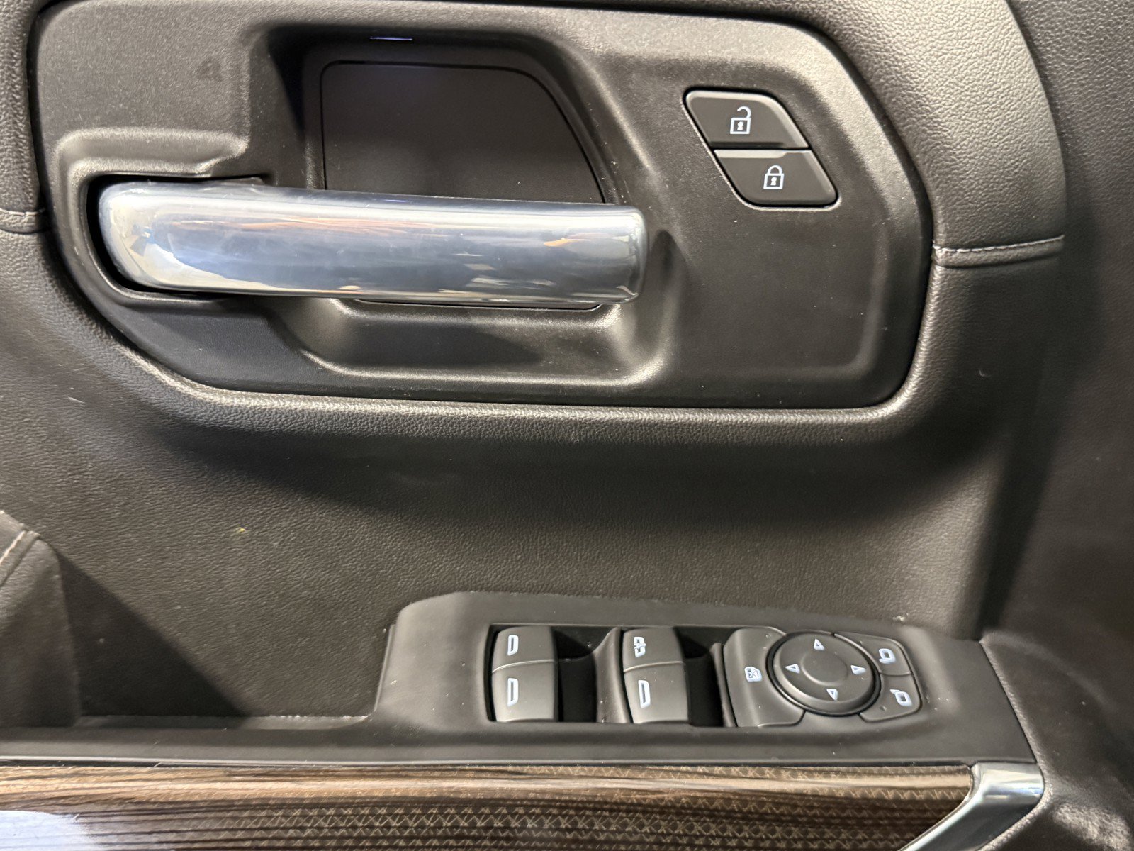 Used 2021 Chevrolet Silverado 1500 RST AWD/4WD image 26