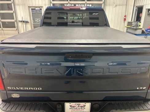 Used 2021 Chevrolet Silverado 1500 LTZ w/ LTZ Premium Package image 6