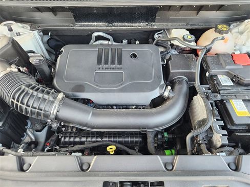 Used 2023 GMC Acadia SLE w/ Driver Convenience Package image 29