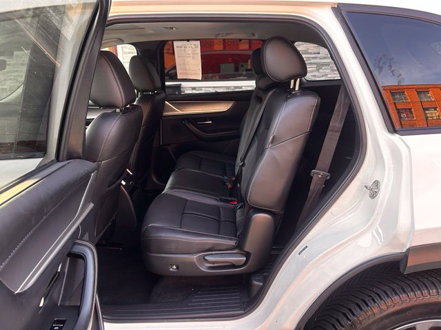 Used 2024 MAZDA CX-90 3.3 Turbo w/ Preferred Package AWD/4WD image 16