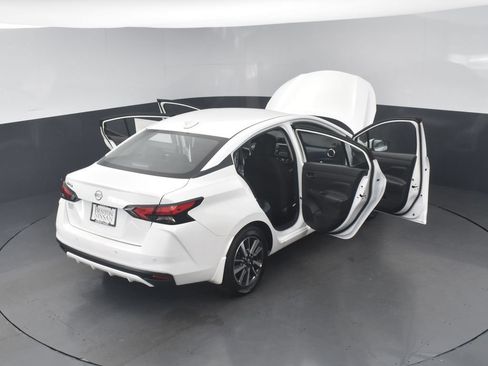 New 2025 Nissan Versa SV w/ Trunk Package FWD image 24