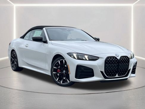 New 2026 BMW 430i Convertible w/ M Sport Package image 2
