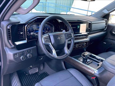 Used 2023 Chevrolet Silverado 1500 RST w/ Convenience Package II image 18