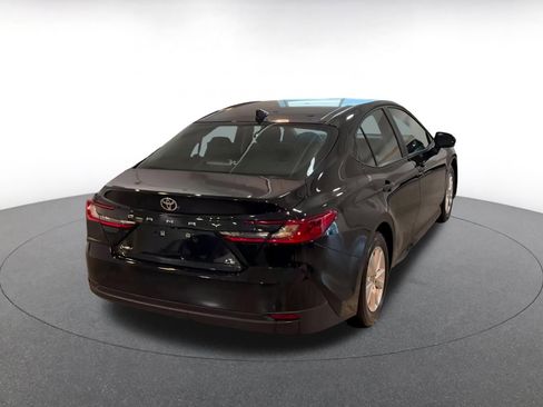 Used 2025 Toyota Camry LE image 14