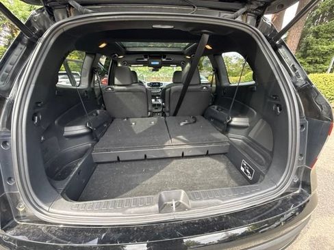 Used 2022 Honda Pilot Black Edition image 14