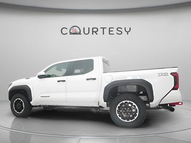 Certified 2025 Toyota Tacoma TRD Off-Road AWD/4WD image 8