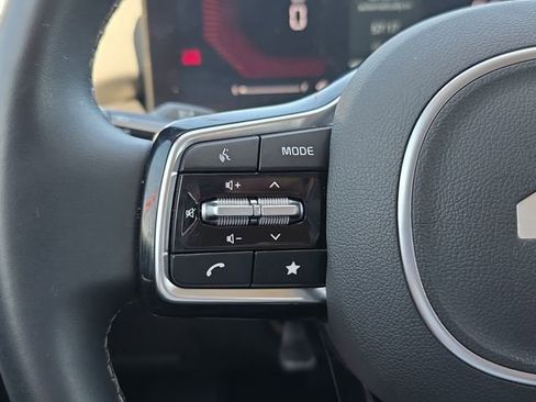 Used 2025 Kia Sorento S w/ Panoramic Sunroof Package FWD image 19