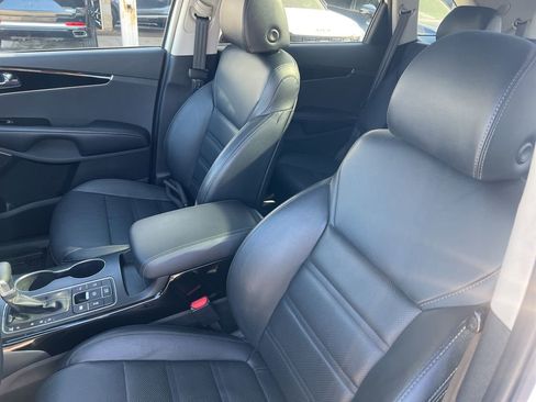 Certified 2020 Kia Sorento SX image 5