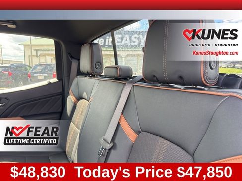 New 2026 GMC Canyon AT4 AWD/4WD image 37