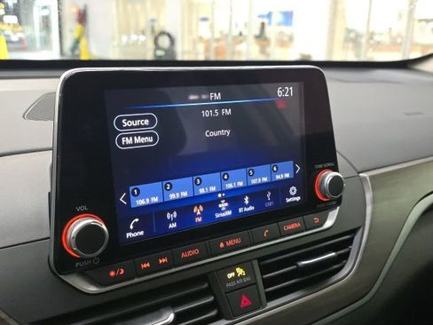 Used 2023 Nissan Altima 2.5 SV image 42