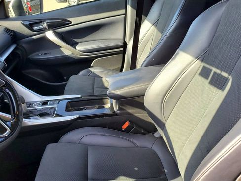Used 2024 Mitsubishi Eclipse Cross SE image 10