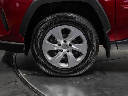 Certified 2023 Toyota RAV4 LE FWD image 10