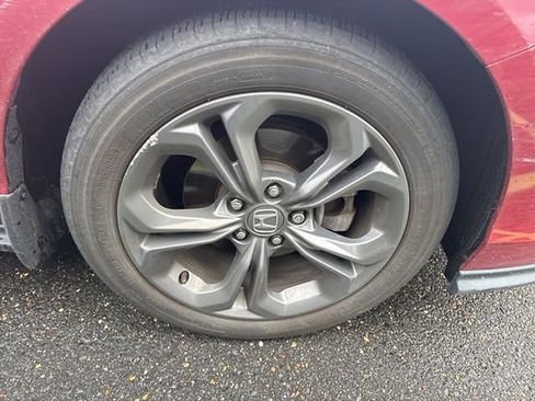 Used 2023 Honda Accord EX image 6