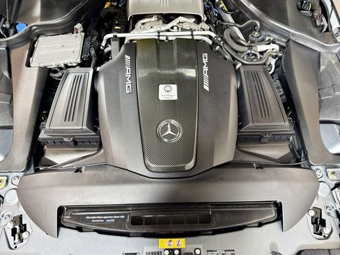 Used 2018 Mercedes-Benz AMG GT R image 25