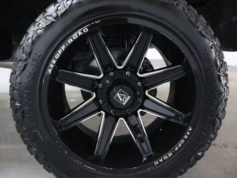Used 2020 Chevrolet Silverado 2500 LTZ w/ LTZ Premium Package AWD/4WD image 30