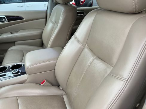 Used 2014 Nissan Pathfinder SL w/ SL Tech Package AWD/4WD image 22