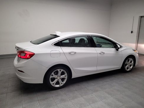 Used 2016 Chevrolet Cruze Premier FWD image 10