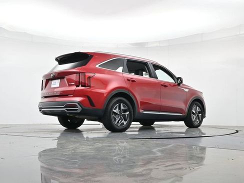 Used 2021 Kia Sorento S FWD image 31