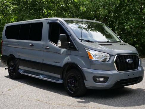 Used 2021 Ford Transit 150 Low Roof AWD image 4