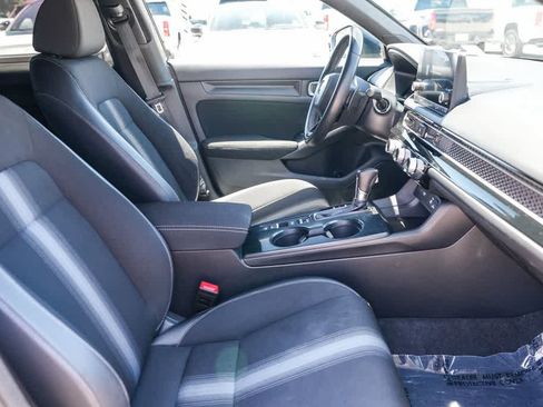 Used 2022 Honda Civic Sport image 16