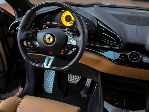 Certified 2024 Ferrari Purosangue Base image 44