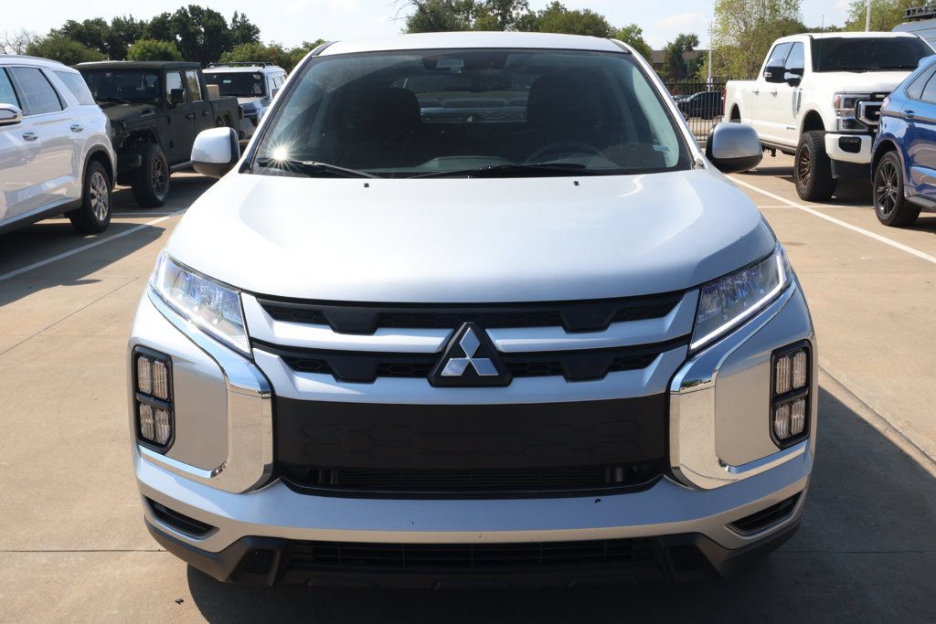 Used 2026 Mitsubishi Outlander Sport ES AWD/4WD image 2
