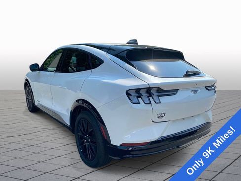 Used 2025 Ford Mustang Mach-E Premium w/ Sport Appearance Package AWD/4WD image 5