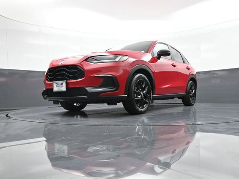 Certified 2025 Honda HR-V Sport image 24