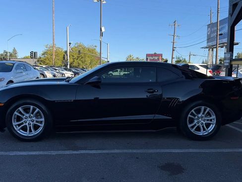 Used 2013 Chevrolet Camaro LT RWD image 4
