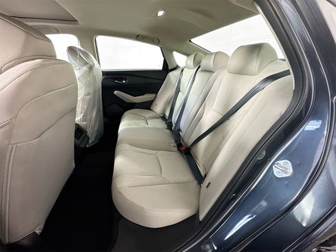New 2025 Honda Accord SE image 11