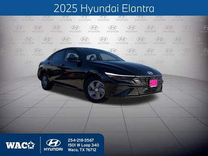 Used 2025 Hyundai Elantra SE
