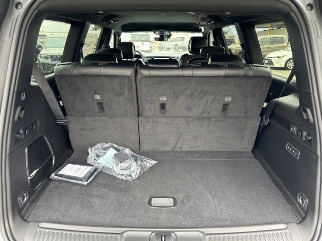 New 2026 Jeep Grand Wagoneer Limited AWD/4WD image 24